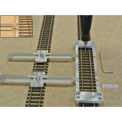 HO/PE/L150/C1, Šablona rovná pro pokládku flexi kolejí HO PECO,délka 150mm + 2 nastavitelné spojky